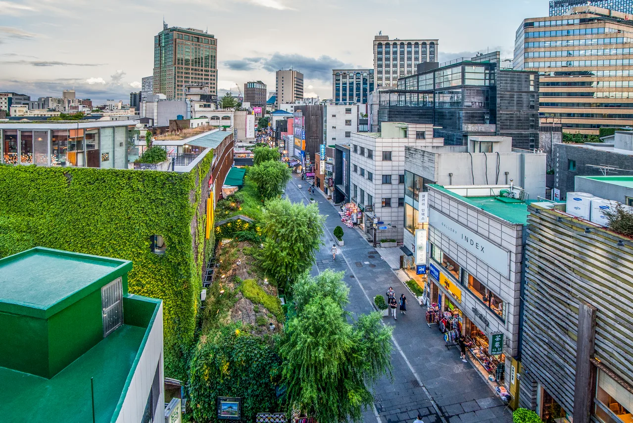 Insa-dong: Seoul's hub for traditional crafts