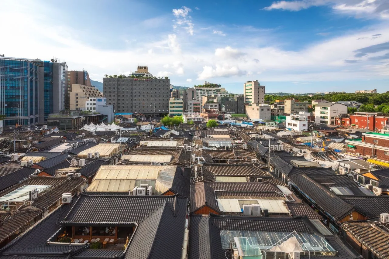 Ikseon-dong Hanok Cafes: Modern charm in historic settings