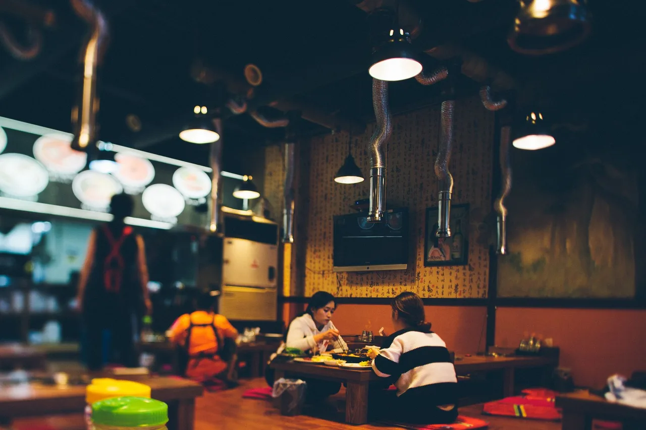 Korean dining etiquette: a guide for foreigners