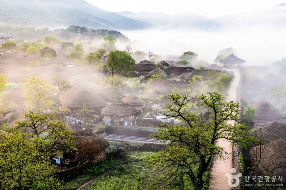 Naganeupseong Folk Village: A Living Fortress