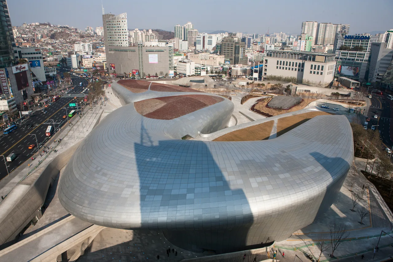 Dongdaemun Design Plaza: A hub of modern design